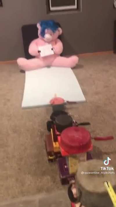 Credit obviously goes to @quarantine_trickshots on tiktok