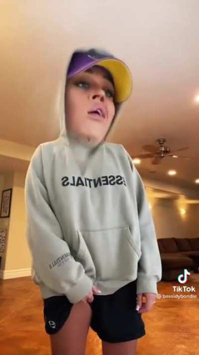 😏