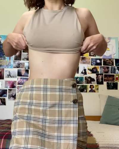My first titty drop. Do you like smaller titties?