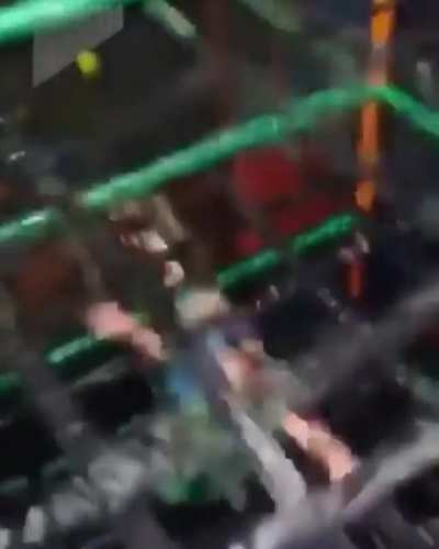 ele caiu no abismo