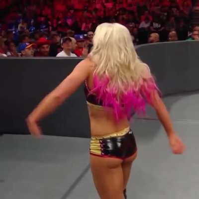 Five Feet of Booty