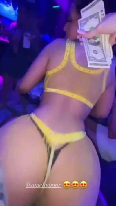 🤤👋🏽
