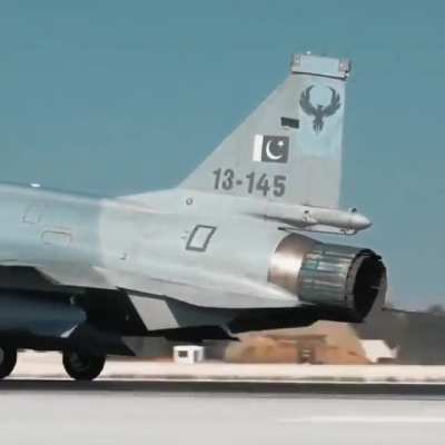 JF17 landing during anatolian eagle exercise [video]