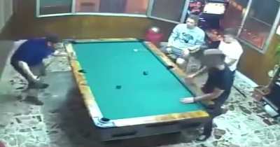 the most mind blowing game of pool you will ever see!!
