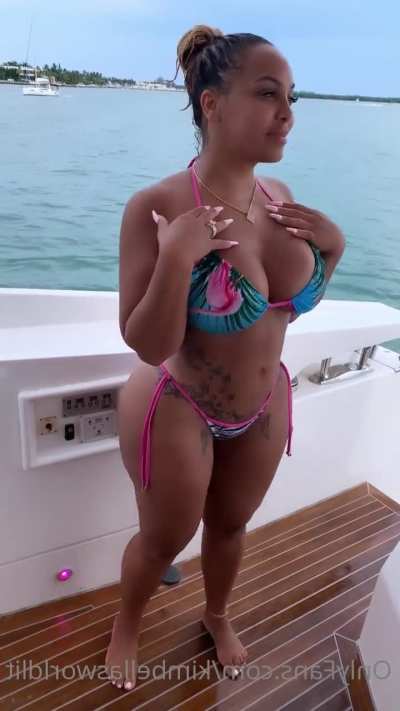 Boats N Hoes