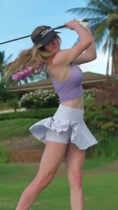 Golfing ⛳