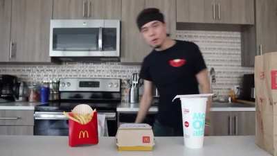 NO BARBECUE SAUCE 😡