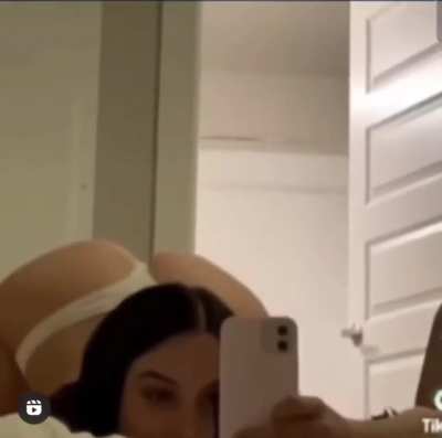 Damn 😍