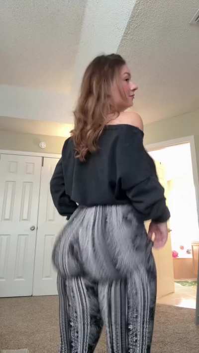 Shaking That Ass
