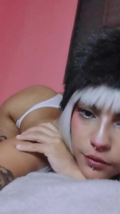 Hi, i'm new here ^^