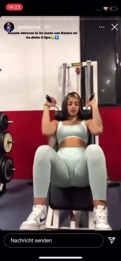 Her pussy 😍