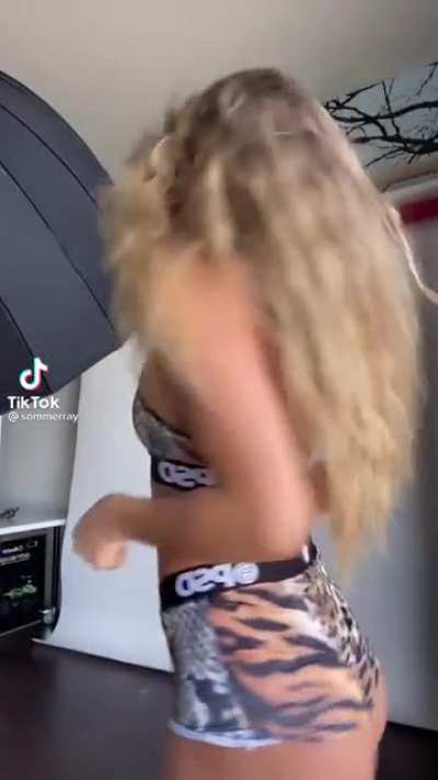 Bang (@sommerray)