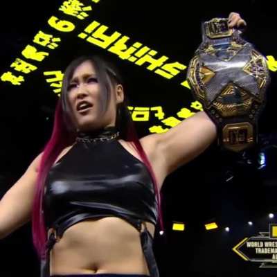 NXT era Iyo