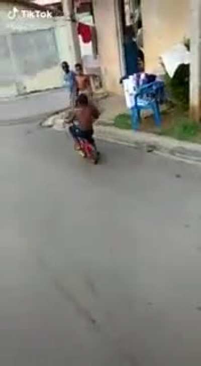 Momento Mamagüevo