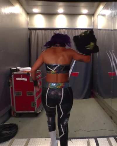 Raw 09-29-25