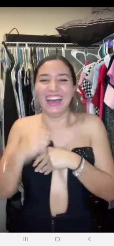 paolamoon nipslip