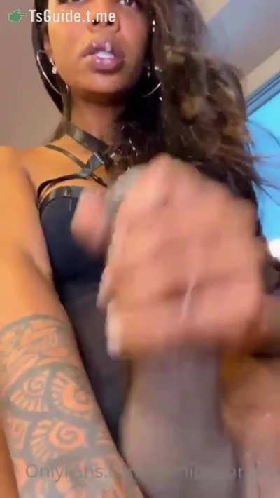 Jennifer Correia self facial