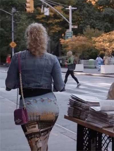 Anna Sophia Robb, booty