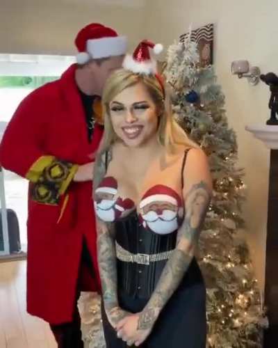 Two Santas came to town