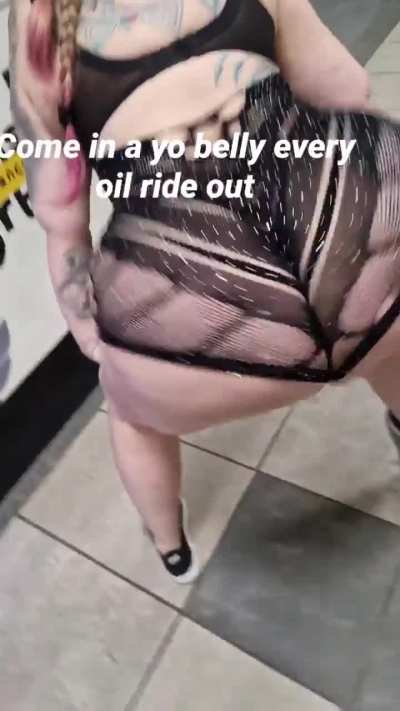 Watch me shake it 🍑
