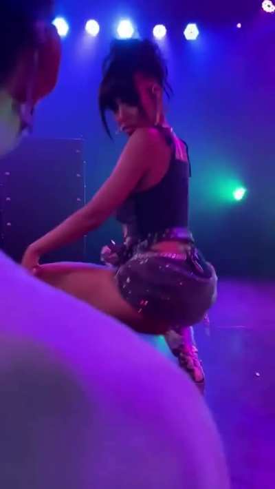 💕