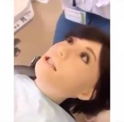 Dentist robot becomes aware