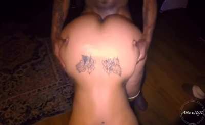 Backshots stand up