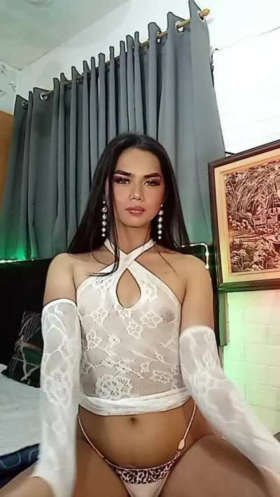 any straight guys, want to have me as their slut 🤭