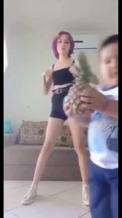 🍍