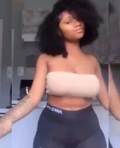 Upvote if you would milk my tits hard🍈😌🙈. Btw add my snap @ londynvee40