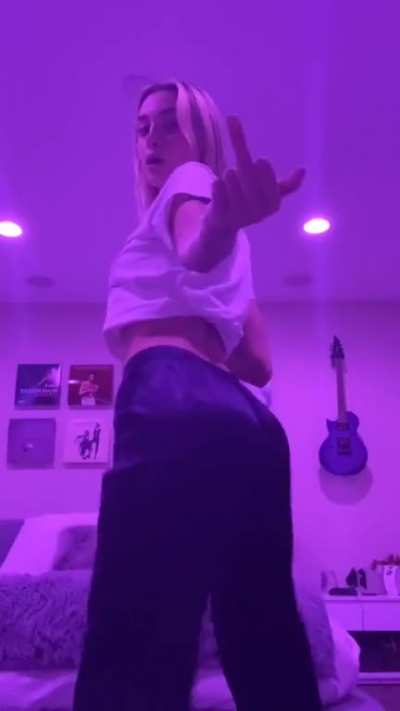 Booty shake