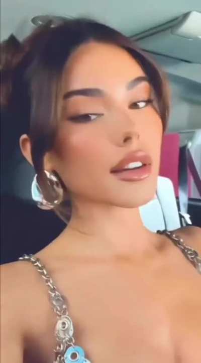 Madison Beer 