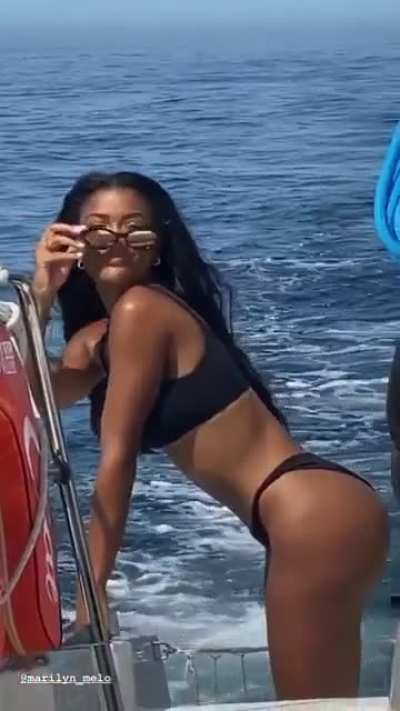 Such a Plump Booty