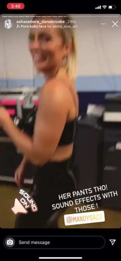 Mandy Rose 🌹
