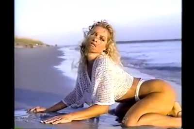 Sable on the Beach (Sable Unleashed)