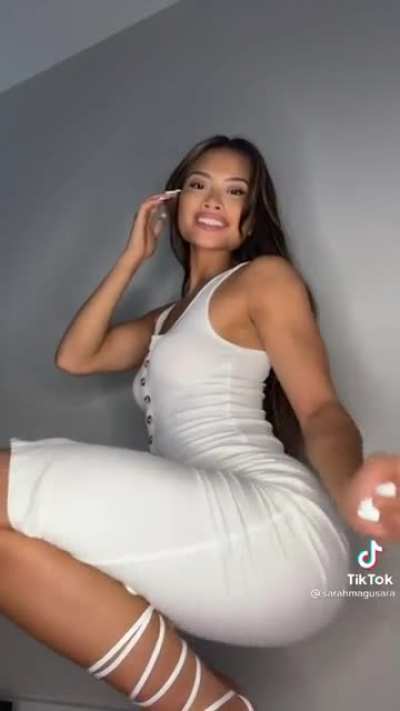 Thick Asian babe buss it challenge 🥵