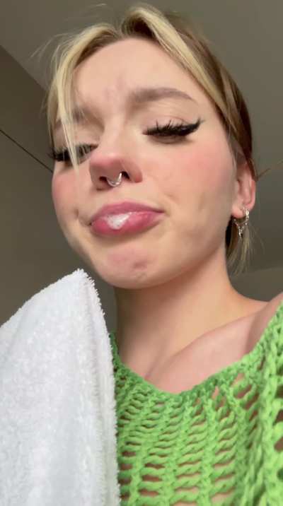 POV: she`s a 10 but she`s got a spit kink