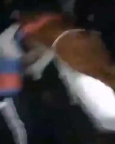 Yo agarrandome a las piñas con el chino que baneo a matias