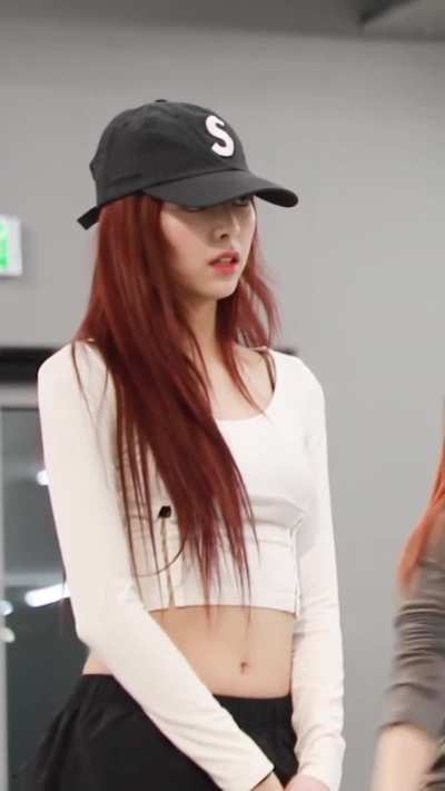 Yuna tight butt