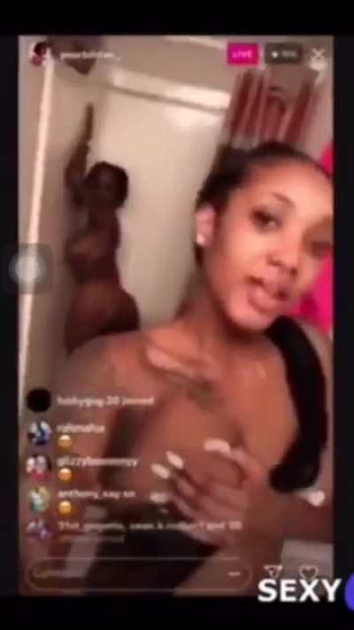 Yourbihfav 🍑🍑💦💦🍒<wbr>🍒🍌✌🏾