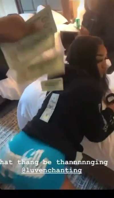 😻😻😻