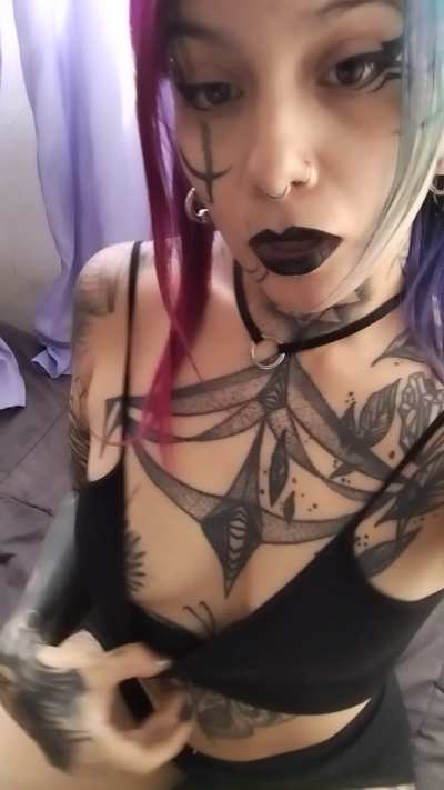 Your cute Alt girl