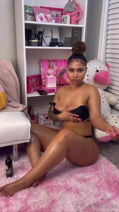 Her OF is trash now smh 