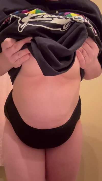 oh my these tits r so big & heavy (OC)