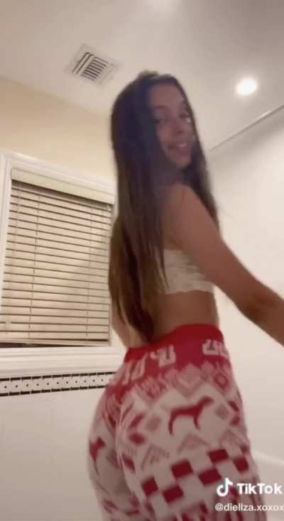 Gooba Ass Jiggle