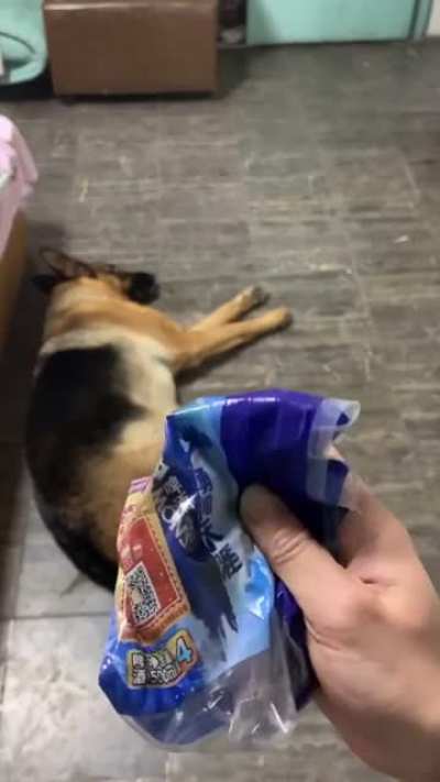 I know a snack when I hear one.