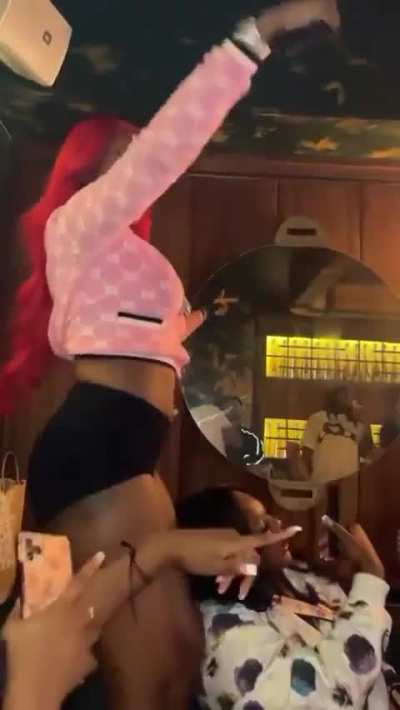 Sexyy Redd and Latto<wbr>😮‍💨