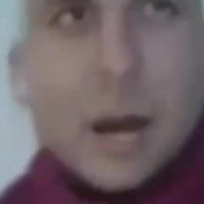 Intenta reirte