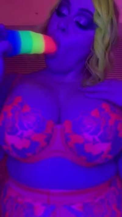 Hypnotic Bimbo Mommy available for destruction. I love ruining sissies, gooners, cucks, perverts of all kinds! Check out my massive fetish & kink list! [sext<wbr>][fet<wbr>][dom<wbr>][fan<wbr>]