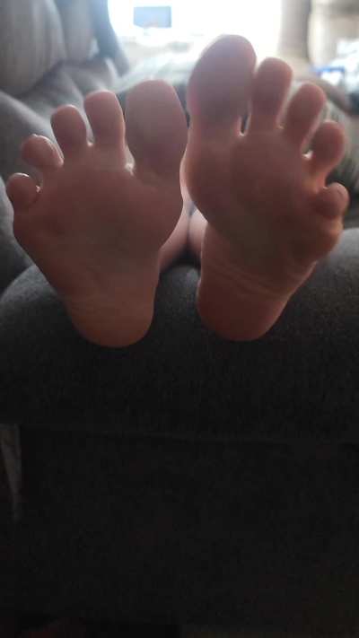 Teasing My Soft Soles and Light Blue Toes